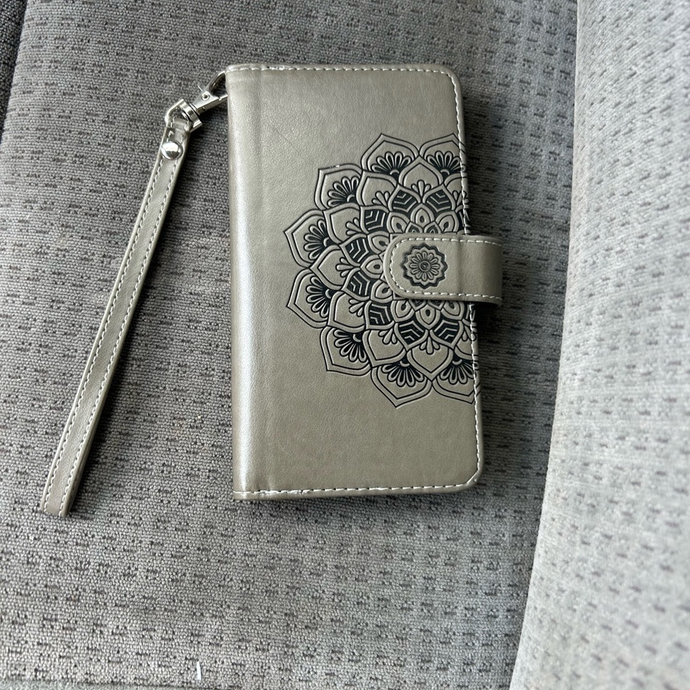 Olive green wallet plus phone case